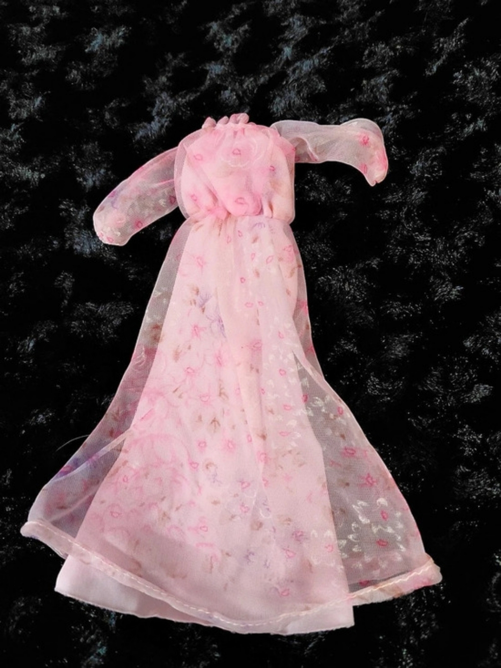 Vtg 1978 Mattel Kissing Barbie doll dress featuring a sheer light pink chiffon.